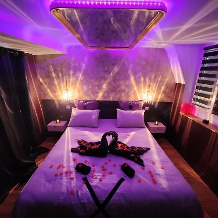 Caen, Tu M'Aimes - Suite Romantique المظهر الخارجي الصورة